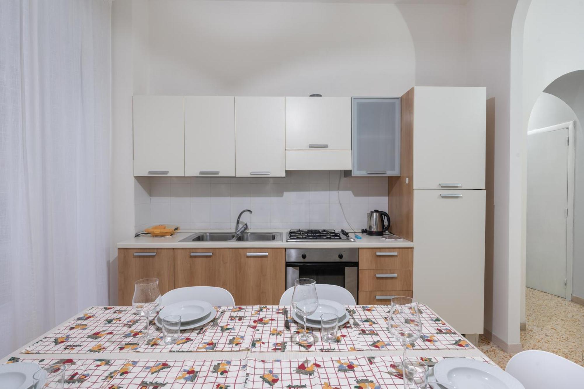 Affittacamere Central Concordia サレルノ エクステリア 写真