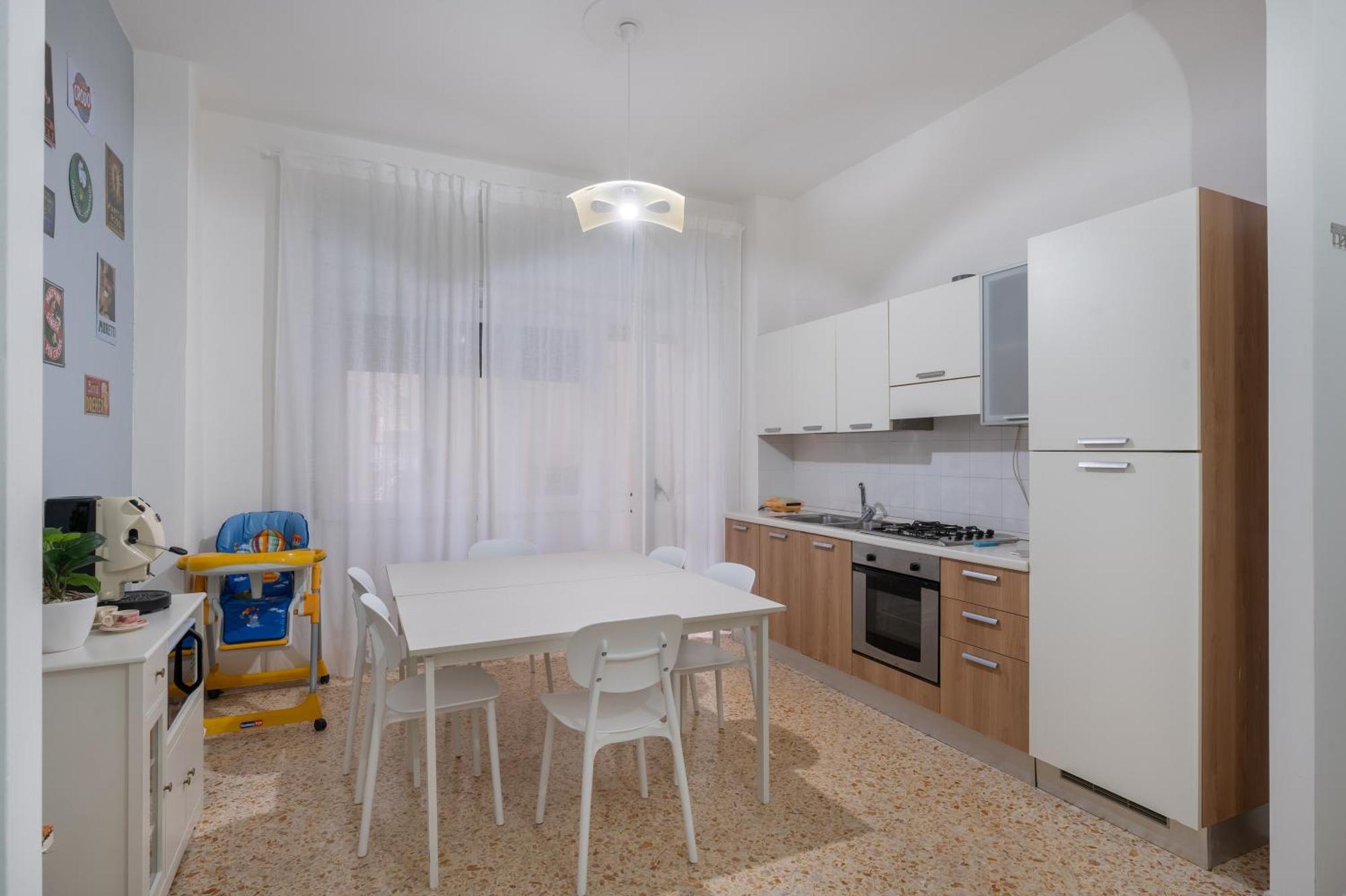Affittacamere Central Concordia サレルノ エクステリア 写真